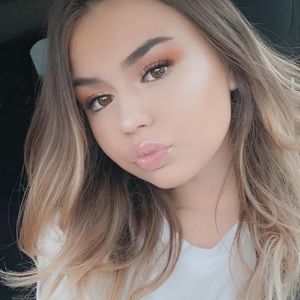 Meet your Posher, Heidi